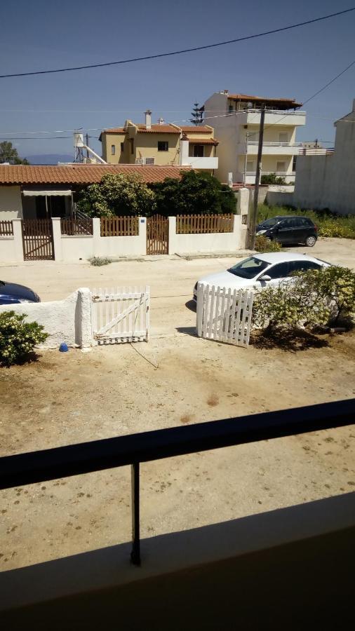 To Spiti Stin Aliki Apartamento Loútsa Exterior foto